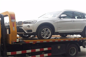 多伦拖车24小时服务电话